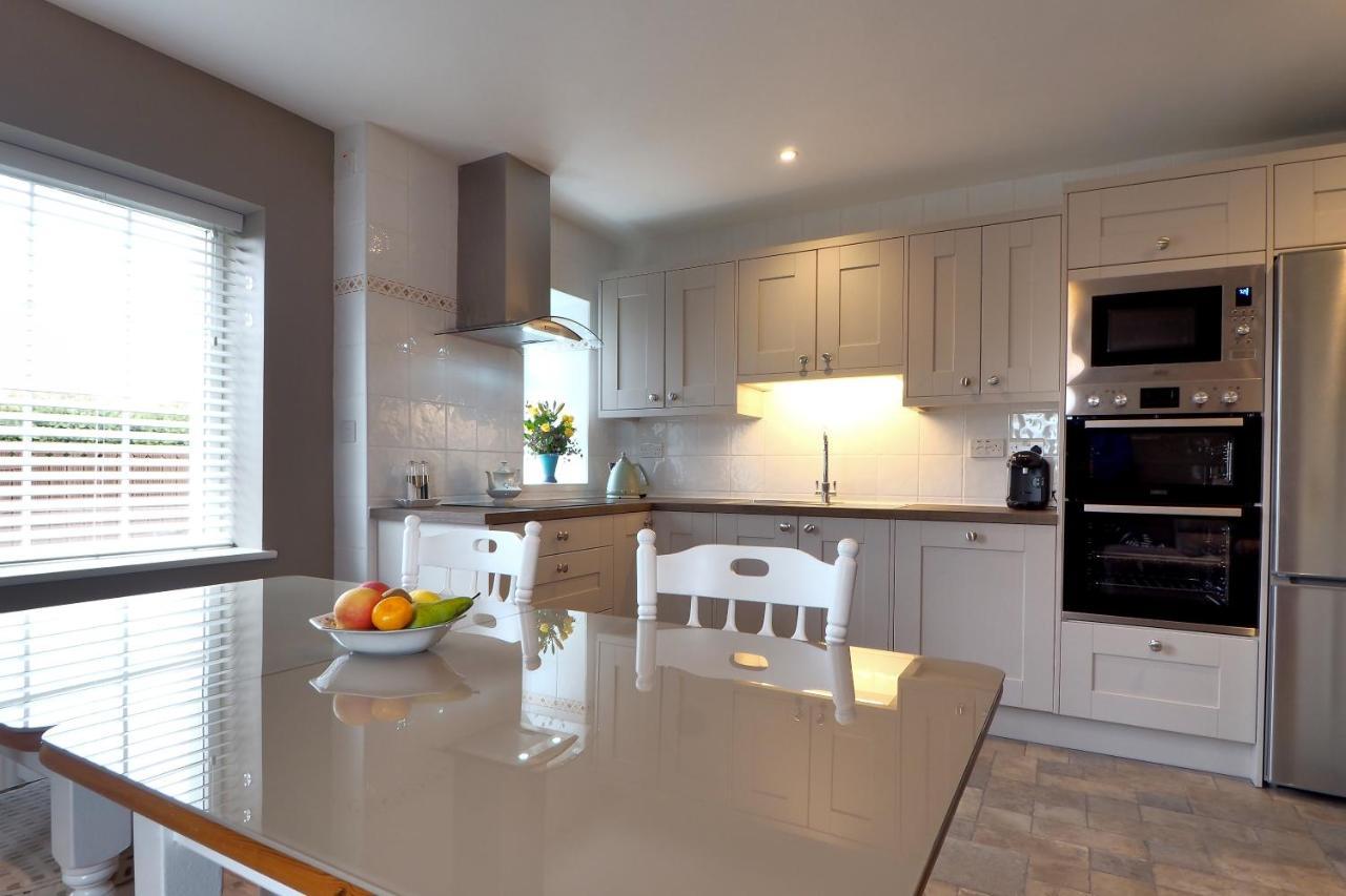 Hillcrest Luxury Apartment キルラッシュ エクステリア 写真
